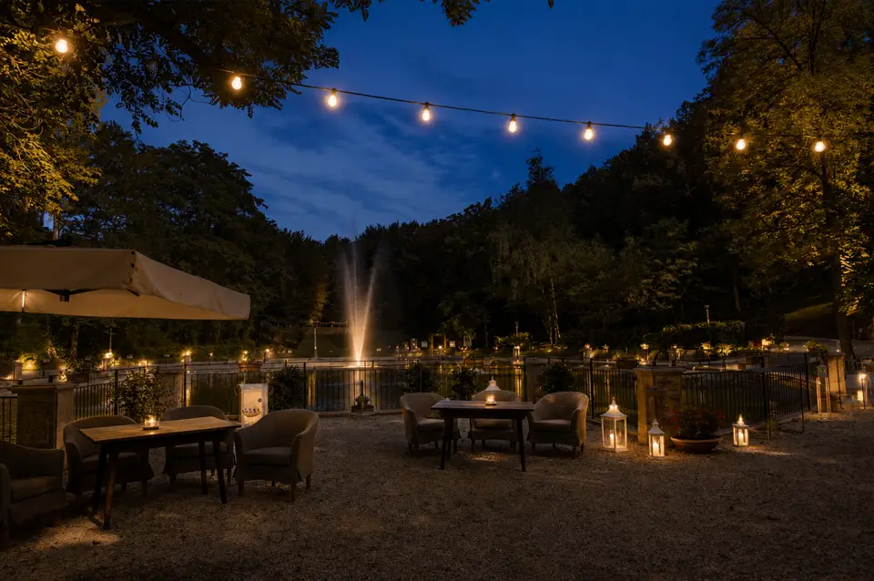 Il garden del lago con la sua fontana
